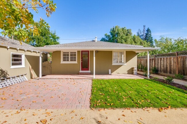 Building Photo - 2990 Cowper St
