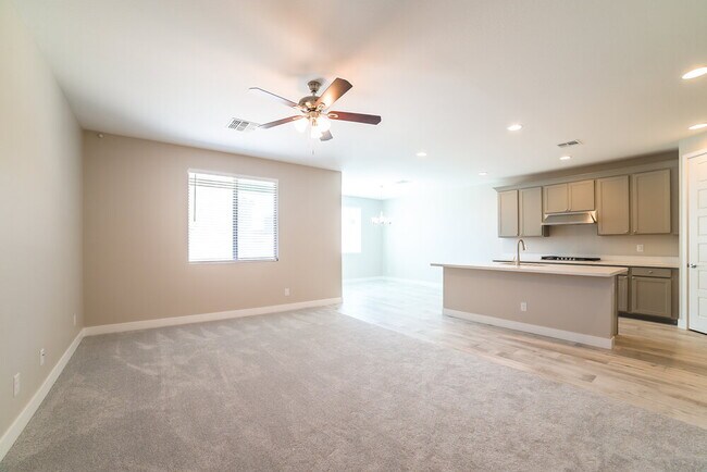 Building Photo - 13359 W Rowel Rd