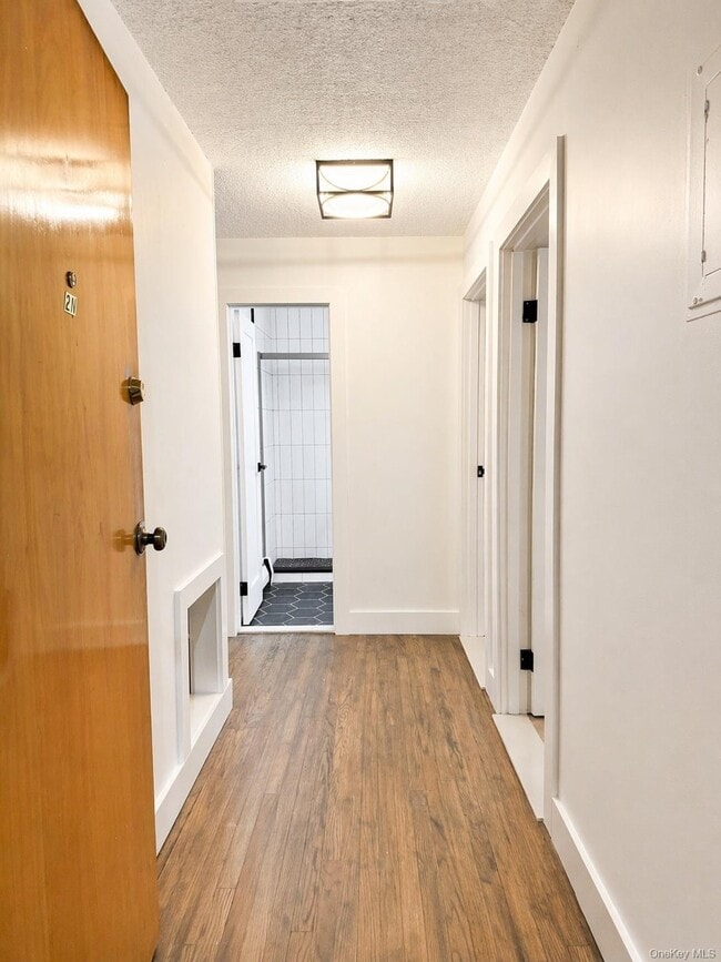 Building Photo - 287 NY-32