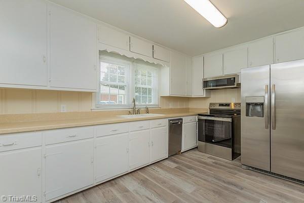 Building Photo - 206 Abbotts Ave