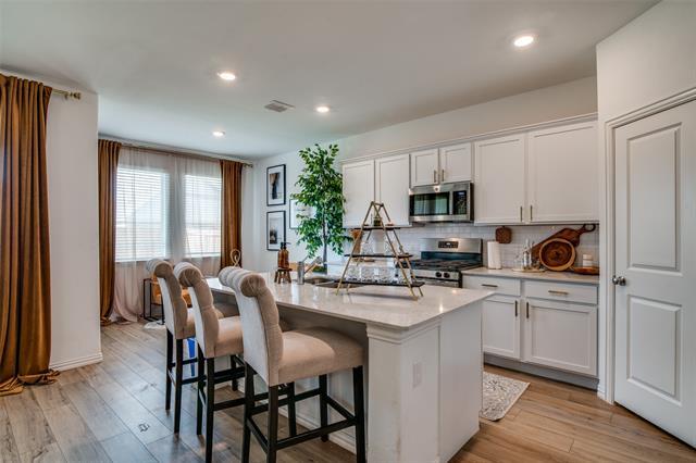 Building Photo - 859 Sitwell Dr