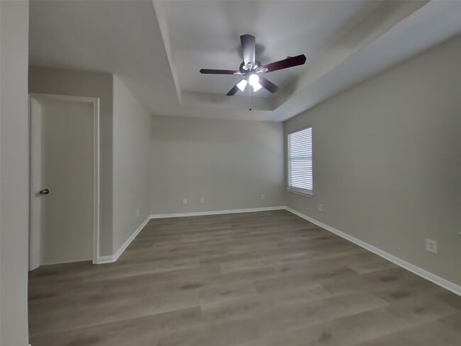 Building Photo - 16295 Hidden Deer Ln