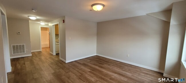 Building Photo - 257 Rte 80