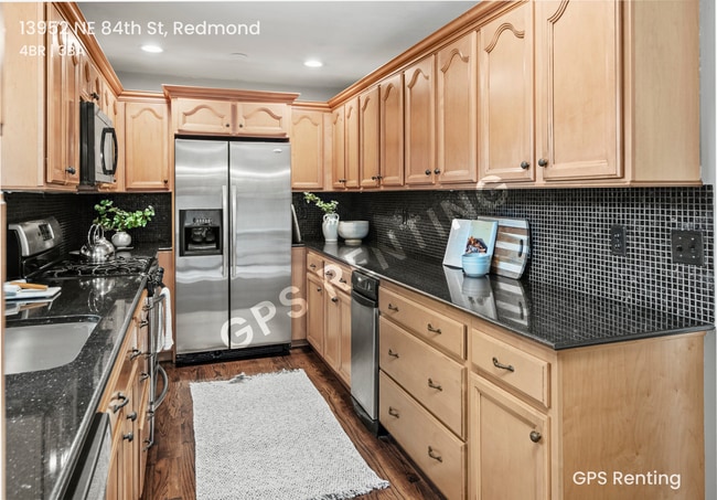 Building Photo - 13952 NE 84th St