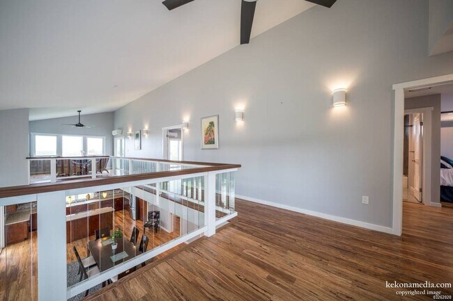 Building Photo - Very Spacious by the Ocean 3BR/3BA/2CarGarage in Kaimalino