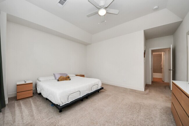 Building Photo - 9448 Kerrwood Ln