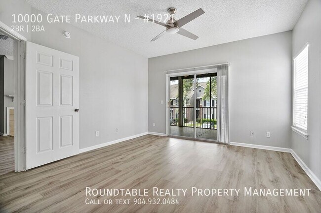 Building Photo - 10000 Gate Pkwy N