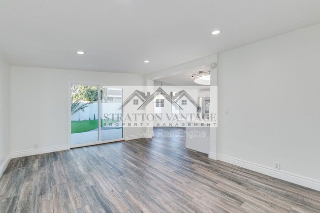 Building Photo - 4540 E Heatherbrae Dr