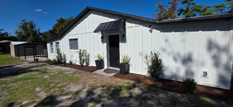 Building Photo - 32811 CR-473