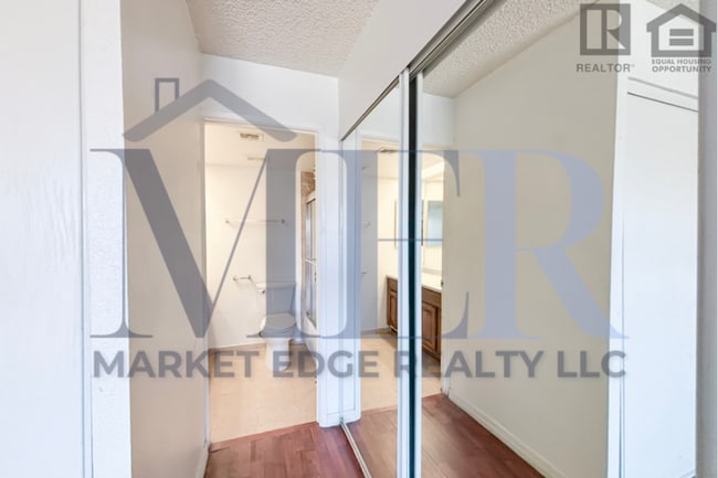 Building Photo - 2Bed/2Bath Apt at Greenway/35th Ave! Move-In Ready on 08/06/2026!