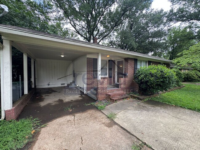 Building Photo - 1356 Mt Moriah Rd