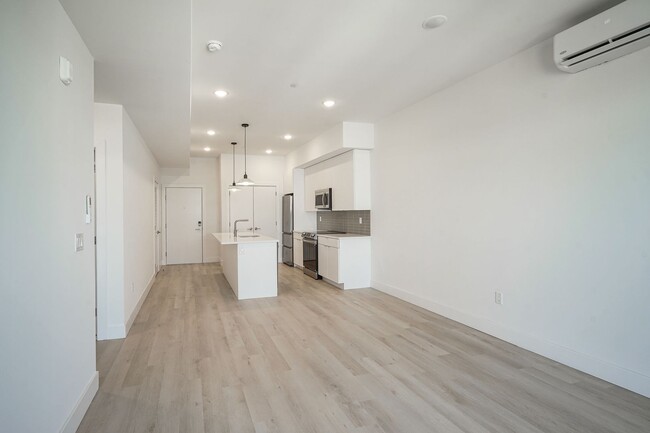 Building Photo - 2644 Coral St