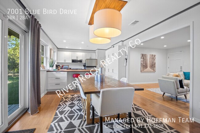 Building Photo - 7001 Blue Bird Dr
