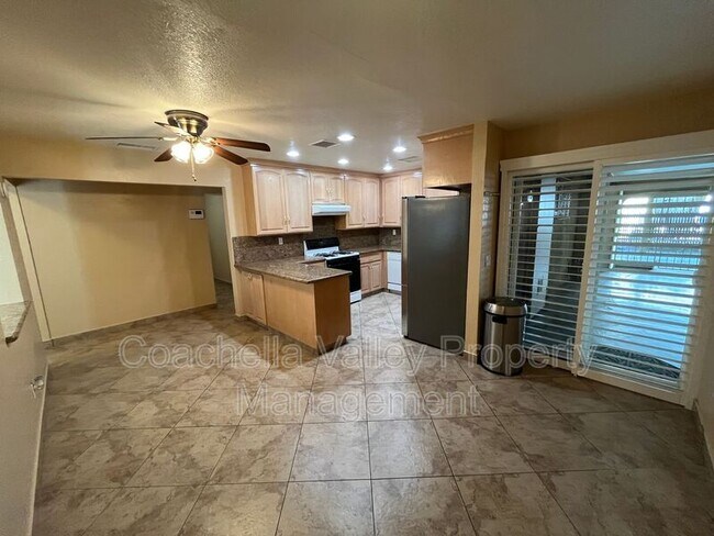 Building Photo - 46630 Vargas Rd