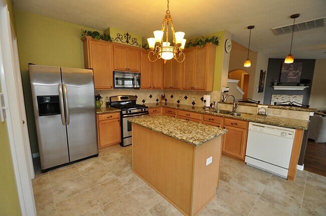 Building Photo - 2931 Silver Landing Ln