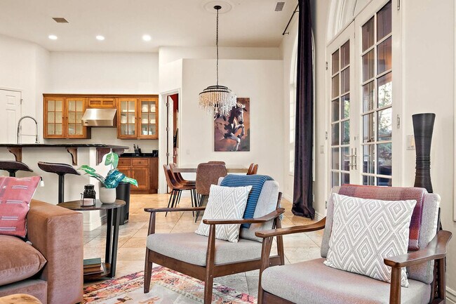 Building Photo - 36 W Dove Wing Dr