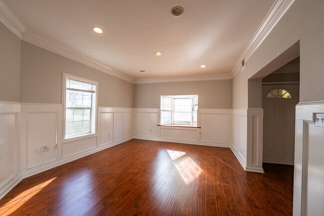 Building Photo - 572 John Wesley Dobbs Ave NE