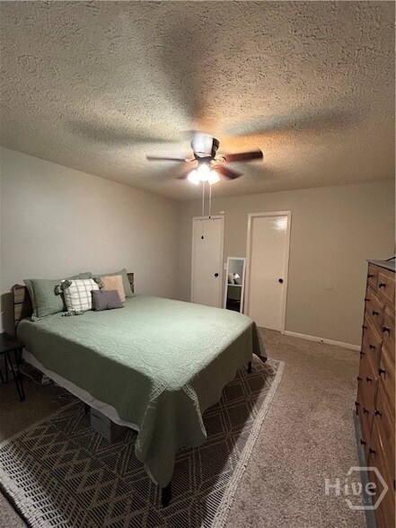 Building Photo - 109 Live Oak Cir