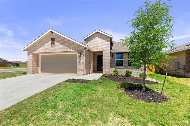 Building Photo - 102 Crooked Trail