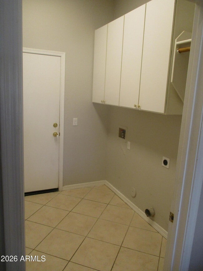 Building Photo - 2926 W Eastman Dr