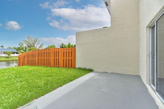 Building Photo - Southwest 8th Street, North Lauderdale, FL 33068 - 3 BR 2.5 BA townhouse