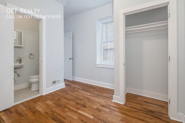 Building Photo - 1720 N Marshall St