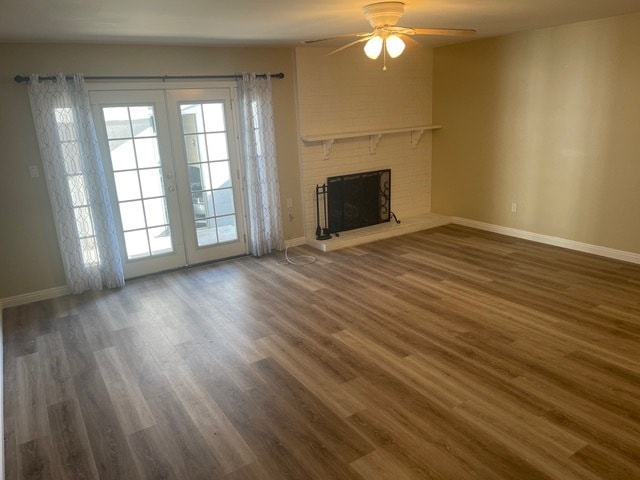 LR With Fire Place and back Courtyard - 1441 Prospect Ave