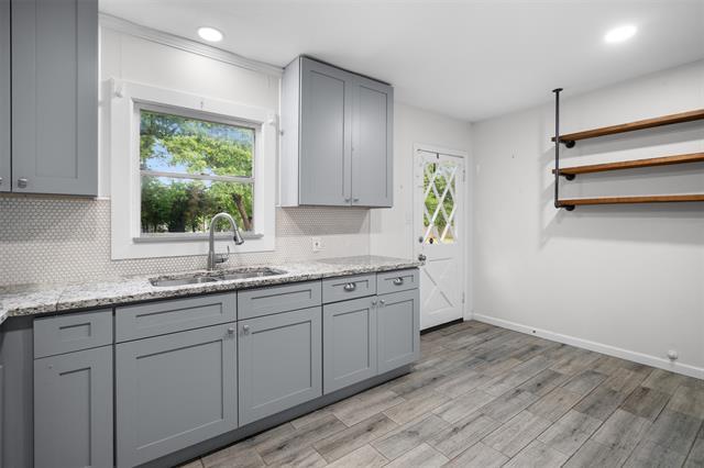 Building Photo - 920 N Virginia St