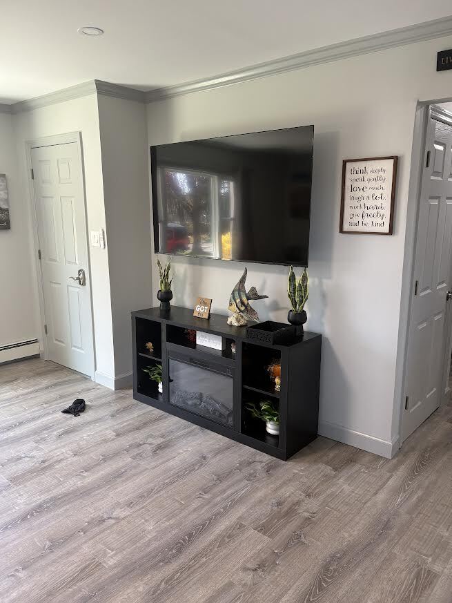 Living Room - 114 Greenway Blvd