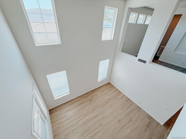 Building Photo - 1422 Antioch Ave