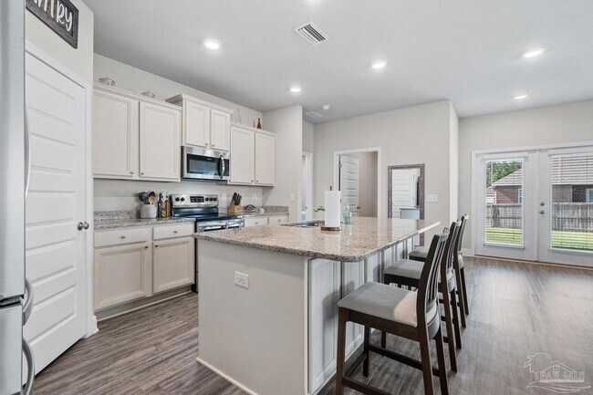 Building Photo - 7695 Burnside Lp