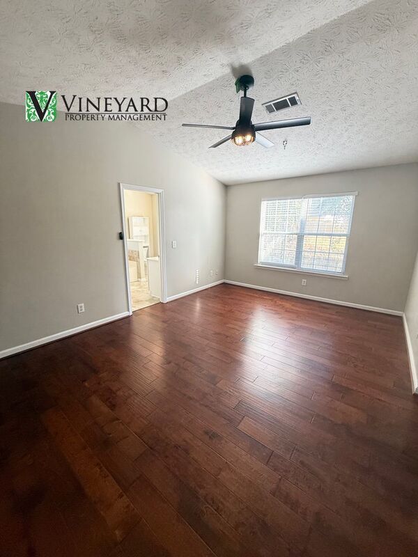 Building Photo - 9970 Lauren Hall Ct