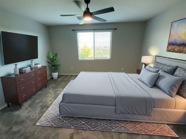 Building Photo - Mountain views in Rocking K Community