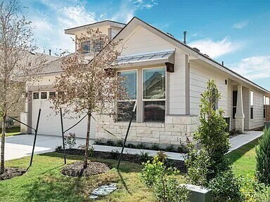 Building Photo - 3 Bedroom 2 bath, 2 garage attached garage with all the appliances to include washer & dryer