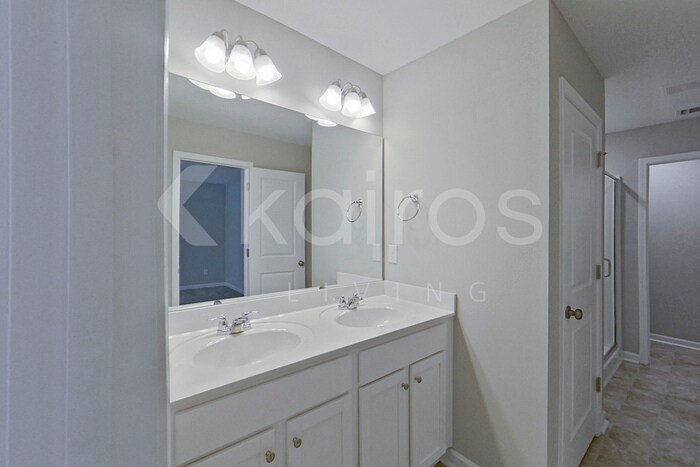 Building Photo - 147 Williams Ln