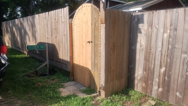 Building Photo - 9974 Elder