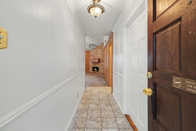 Building Photo - 1510 S 3rd St