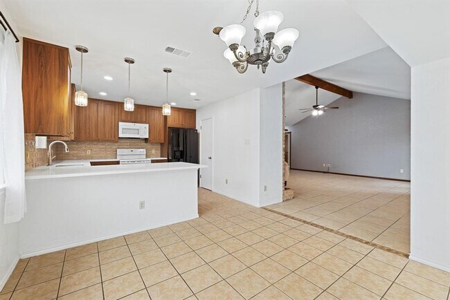 Building Photo - 801 Timber Trail