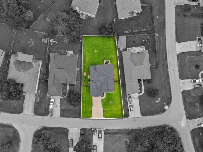 Building Photo - 13092 Greenbriar Dr