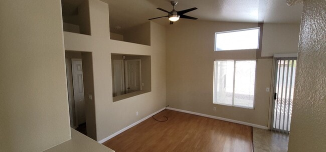 Building Photo - Beautiful Single Story Summerlin Home on a corner lot.