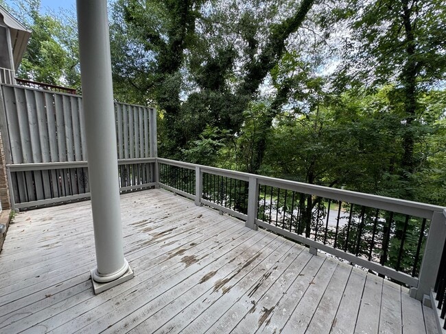Building Photo - Executive Rental in Pear Alley Condominium...