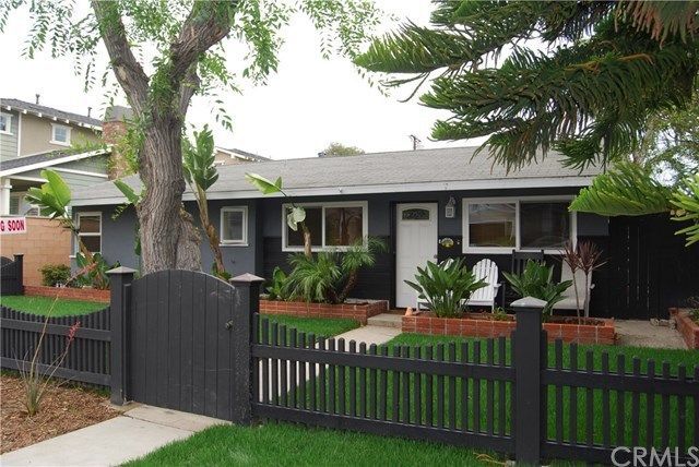 Building Photo - 184 E 19th St