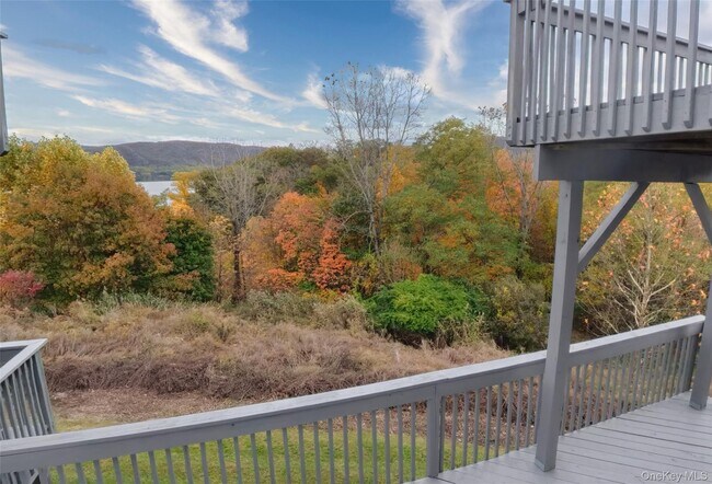 Building Photo - 262 Tamerisk Ln