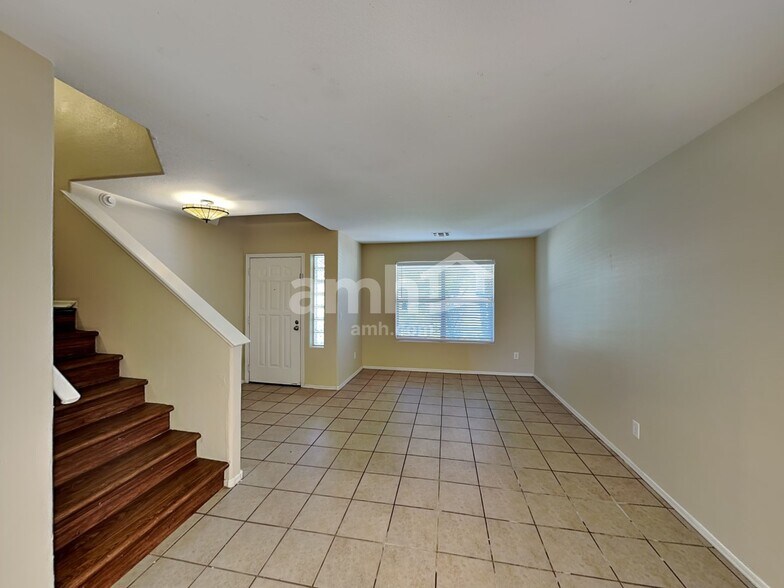 Building Photo - 12883 W Cambridge Ave