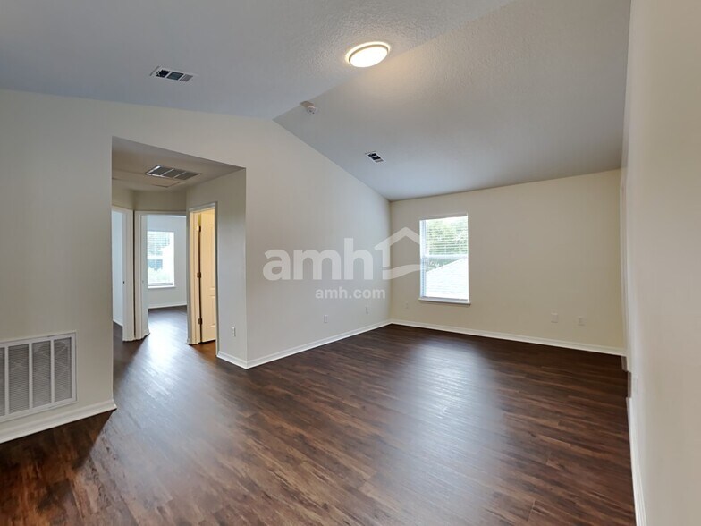 Building Photo - 119 Belgian Way