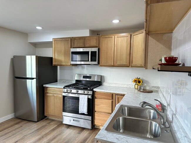 Brand new Kitchen - 4250 12th St