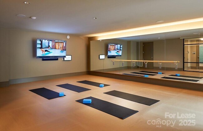 Building Photo - 345 Sharon Twp Ln