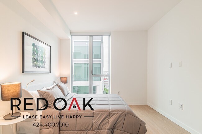 Building Photo - 1550 Lincoln Blvd