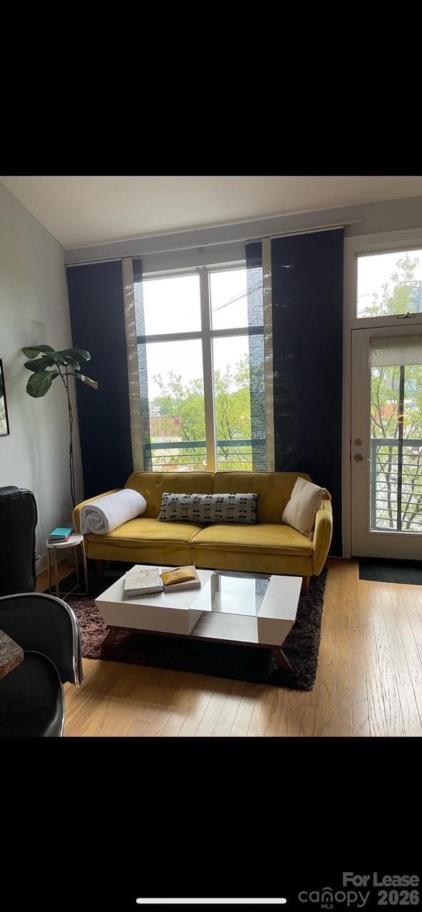 Building Photo - 115 E Park Ave