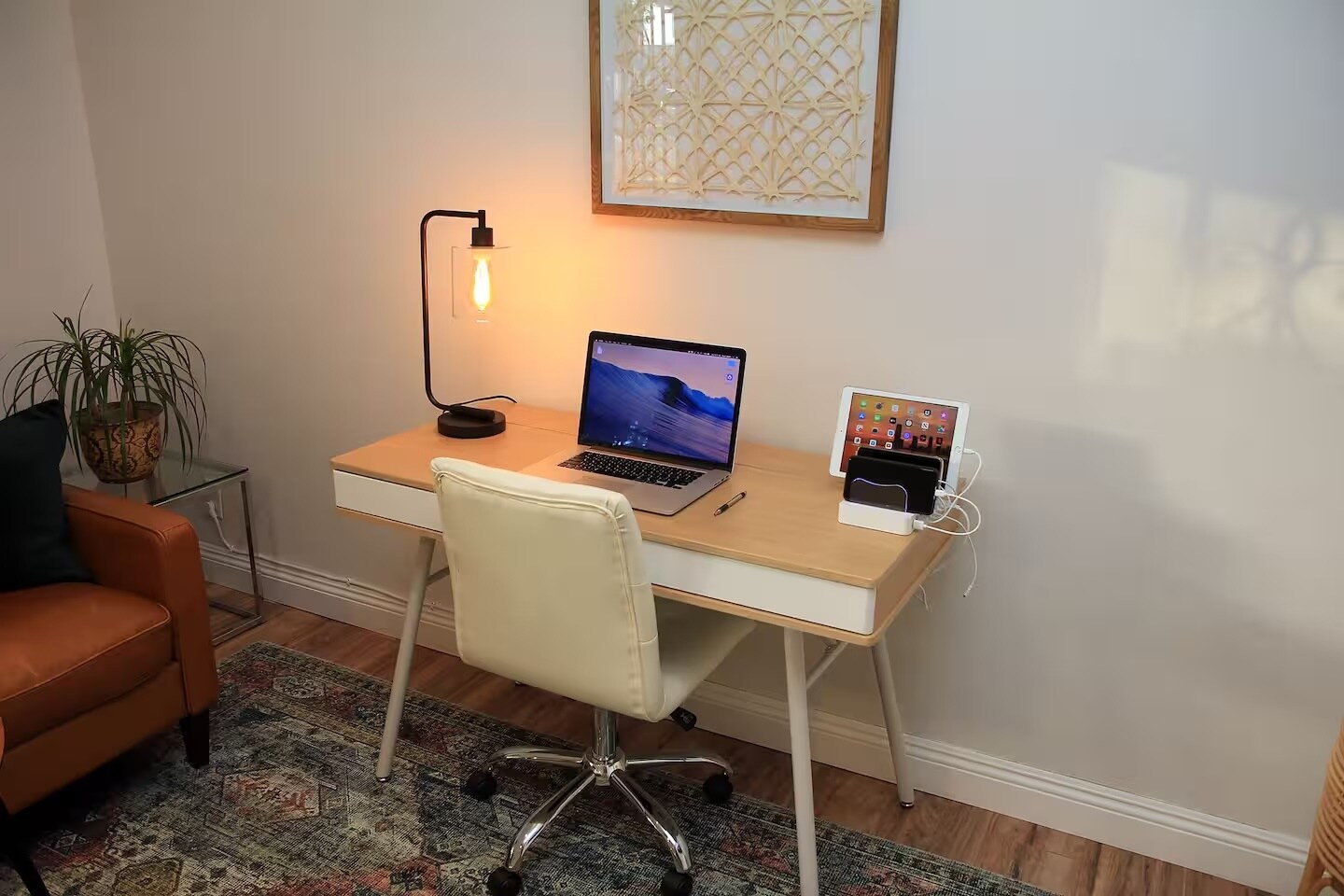 Building Photo - 12118 Ramona Ave